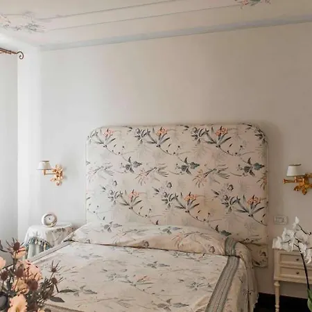 Relais Dei Fiori Dimora D'epoca Frühstückspension 3*