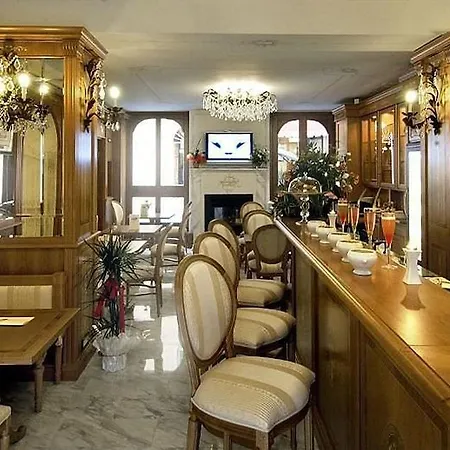 Frühstückspension Relais Dei Fiori Dimora D'epoca 3*